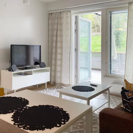 Peti Ja Parkkipaikka Espoon Keskuksessa Appartement